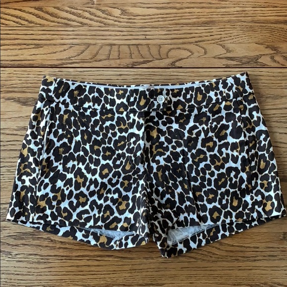 J. Crew Pants - SOLD! J. Crew animal leopard print shorts brown 6 J. Crew Pants - SOLD! J. Crew animal leopard print shorts brown 6